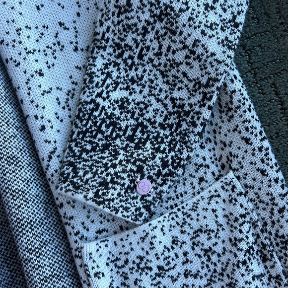 Calia Cardigan with hood - Picture 2 of 5